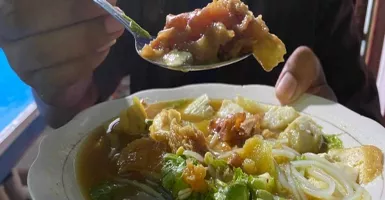 Mencicipi Tahu Campur Jagalan, Kuliner Legendaris di Kota Malang