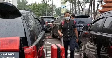 KPK Geledah Rumah Wakil Ketua DPRD Jatim dan Mantan Pj Sekda