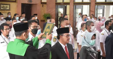 Wali Kota Eri Cahyadi Lantik Ikhsan Jadi Sekda Surabaya