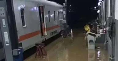 Banyuwangi Banjir, 2 Kereta Alii Terlambat Berangkat 38 Menit