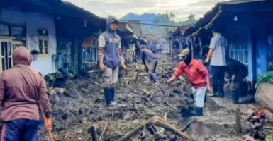 Banjir Bandang Terjang 2 Desa di Bondowoso, 95 Rumah Terendam Lumpur