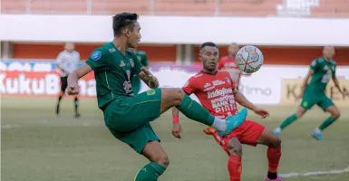 Pelatih Persebaya Aji Santoso Beri Semangat Pemain, Bangkit Hadapi PSM Makassar