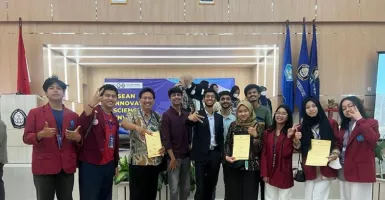 Keren, Cak! Inovasi Siswa SMAN 10 Surabaya Raih Medali Emas