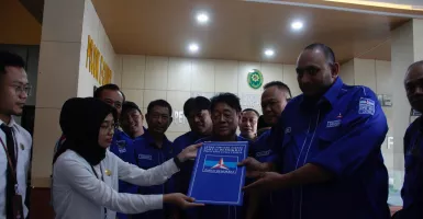 Solid Dukung AHY, Pengurus DPD Partai Demokrat Jatim Datangi PTUN Surabaya