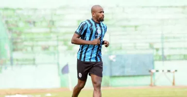 Gabung Arema FC, Greg Nwokolo Ungkapkan Ada Misi Khusus