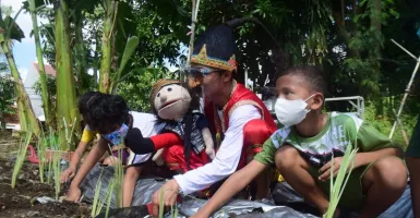 Petruk Berkelana ke Surabaya Dekati Anak-anak, Tujuannya Mulia