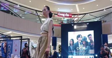 Tampil di Surabaya Fashion Parade, Yuliana Wu Usung Tema Leia