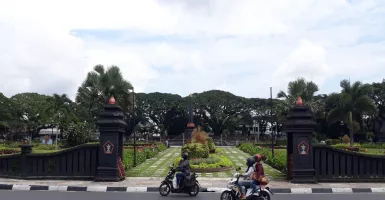 Alun-Alun Tugu Ikon Haritage Malang, Renovasi Dilakukan Hati-Hati