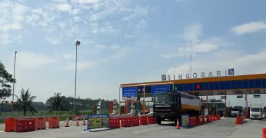 58 Kendaraan Keluar Kota Malang Via Tol