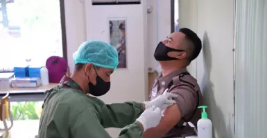 Jadwal Vaksin Covid-19 di Surabaya, Buka Sampai Sore