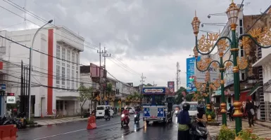 Ngabuburit Naik Macito, Menikmati Senja di Kayutangan Malang