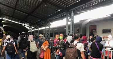 Tiket KA di Stasiun Kota Malang Menipis, Puncak Arus Balik