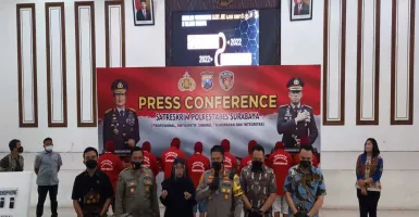 Polisi Tangkap Sindikat Joki SBMPTN di Surabaya