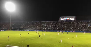 Arema FC vs PSS Sleman, Laga Berakhir Antiklimaks