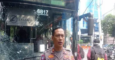 Polisi Cari Pengendara Motor Penyebab Tabrakan Suroboyo Bus dengan Mobil SUV