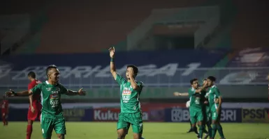 PSS Sleman vs Arema FC: Serang, Terjang, Menang