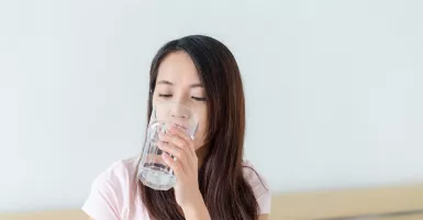 Minum Air Putih Sebelum Tidur Efeknya Wah, Cobalah