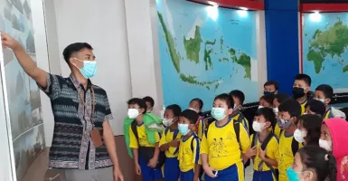 Asyiknya, Siswa SLB di Sleman Diajak ke Museum Gunungapi Merapi