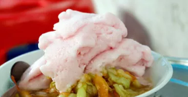 Pedas, Asam, Manis Rujak Es Krim Pakualaman, Bikin Ketagihan