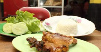 Ayam Goreng Baceman Mbok Sabar, Legendanya Kuliner di Jogja!