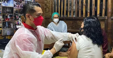 Sasar Warga Rentan Sosial, Yogyakarta Gelar Vaksinasi Malam Hari