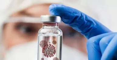 Pakar Mikrobiologi UGM: Belum Ada Bukti Omicron Lebih Menular