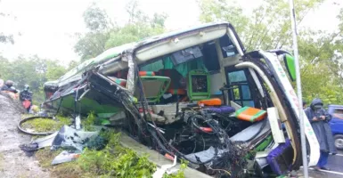 Sopir Selamat, Ini Dugaan Penyebab Bus Kecelakaan di Bantul