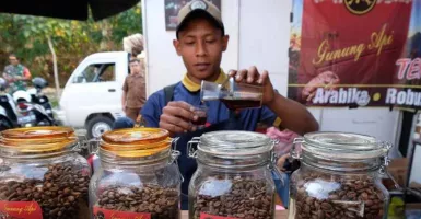 3 Tips Minum Kopi Agar Tetap Aman saat Bulan Puasa