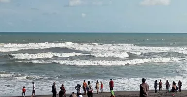 Wisatawan Pantai di Bantul Diimbau Waspadai Banjir Rob