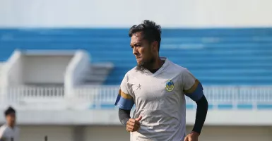 Liga 2, PSIM Jogja Gaet Bek Roni Rosadi Asal Sriwijaya FC