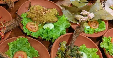 Waroeng Mak Le di Yogyakarta, Tawarkan 35 Jenis Masakan Lele!
