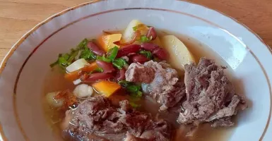 Resto Kedai Pitu di Yogyakarta, Sup Iganya Gurih Banget!