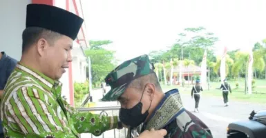 Bangun Daerah Perbatasan, Satono Perkuat Sinergi dengan TNI