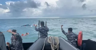 KLM Maju Indah Tenggelam, 8 ABK Diselamatkan Kapal TNI AL