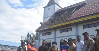 34 Bangunan di Binjai Hulu Dihantam Angin Puting Beliung