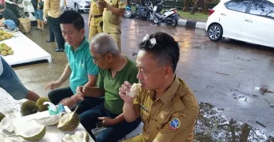 Banyak Diminati, Durian Jemongko Ludes Terjual