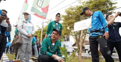 Muskomwil V APEKSI Regional Kalimantan, Edi Tanam Pohon Tabebuya di Banjarbaru