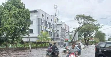 Diguyur Hujan Seharian, Sejumlah Kawasan di Kota Pontianak Terendam Banjir