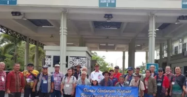 Gunakan Kapal Bandong, 25 Wisatawan Sarawak Malaysia Jelajahi Sungai Kapuas