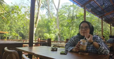 Aming Coffee Hadirkan Suasana Ngopi di Hutan Kota Pontianak