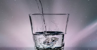 Wajib Tahu, Ini 7 Manfaat Minum Air Putih Selepas Bangun Tidur