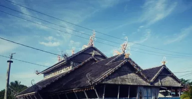 Mengenal Rumah Lamin, Rumah Adat Kalimantan Timur