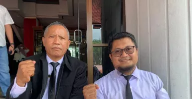 Sejak 1999 Jadi Honorer, Akhirnya Guru di Kalimantan Ini, Terharu