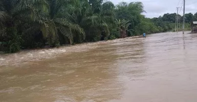 Banjir Hari Keempat di Kukar, Bantuan Pemerintah Belum Datang
