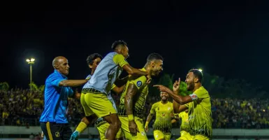 Borneo FC Dihancurkan Barito Putera, Kiper Cedera