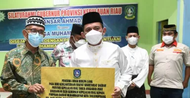 Ansar Hibahkan Dana untuk Masjid Muhammadiyah, Nilainya Fantastis