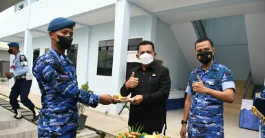 HUT TNI AU ke-76, Warga di Tanjung Pinang Ketiban Berkah