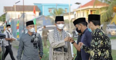Ramadan Rudi-Amsakar Kunjungi 100 Masjid di Batam, Kok Bisa?