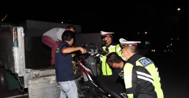 Polresta Barelang Razia Balap Liar, 71 Motor Diangkut Petugas