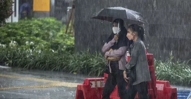 Prakiraan BMKG, Kepri Berpotensi Hujan Disertai Petir dan Angin